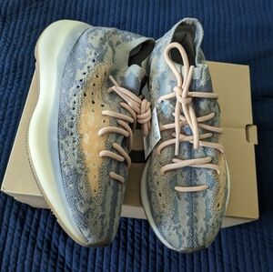 Adidas Yeezy Boost 380 Mist Men 9 FX9764 042024